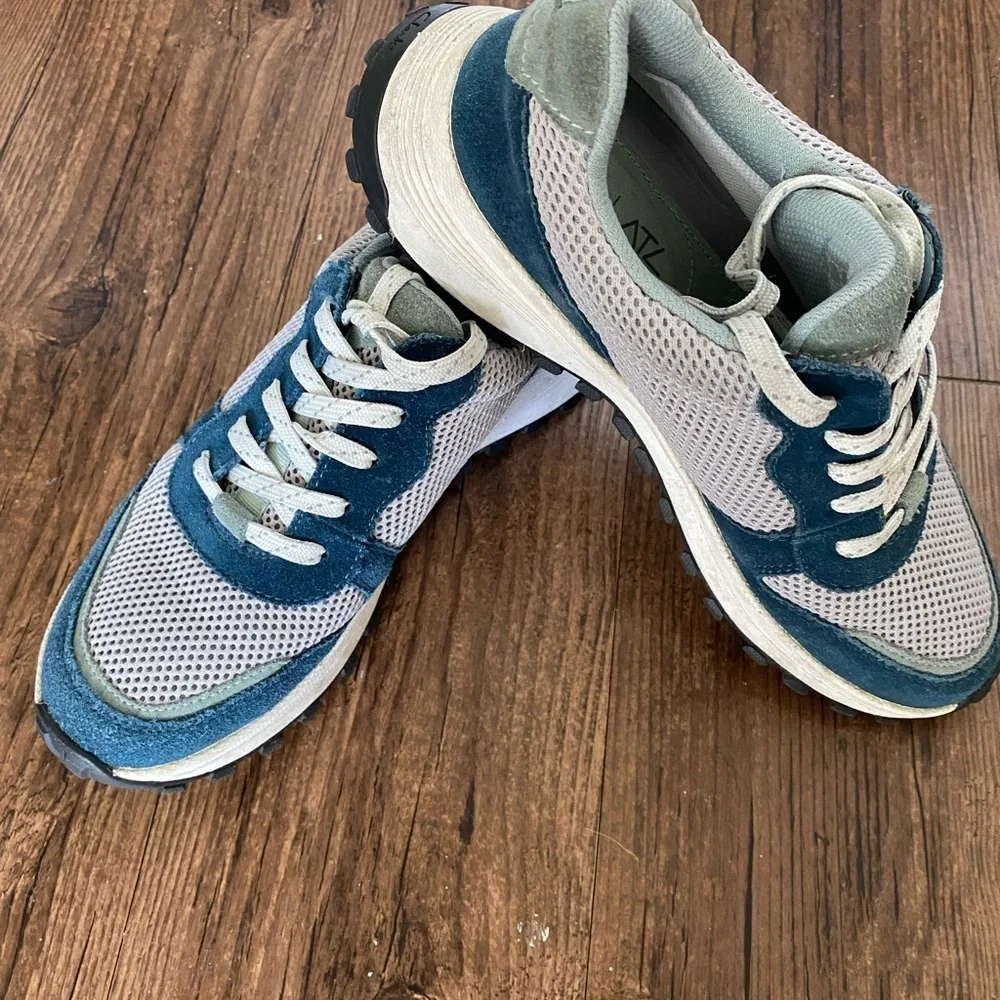 Clarks Blue and Gray Athletic Shoes 8 Hiking